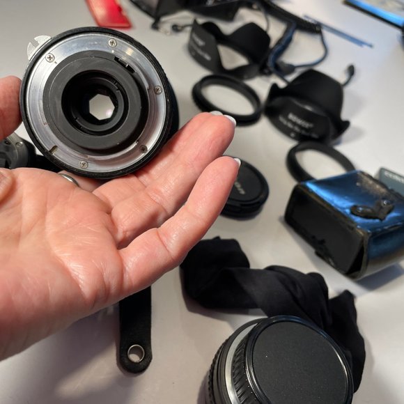 NIKON FM Vintage Black Body camera w 2 LENSES & many accessories - Picture 10 of 16